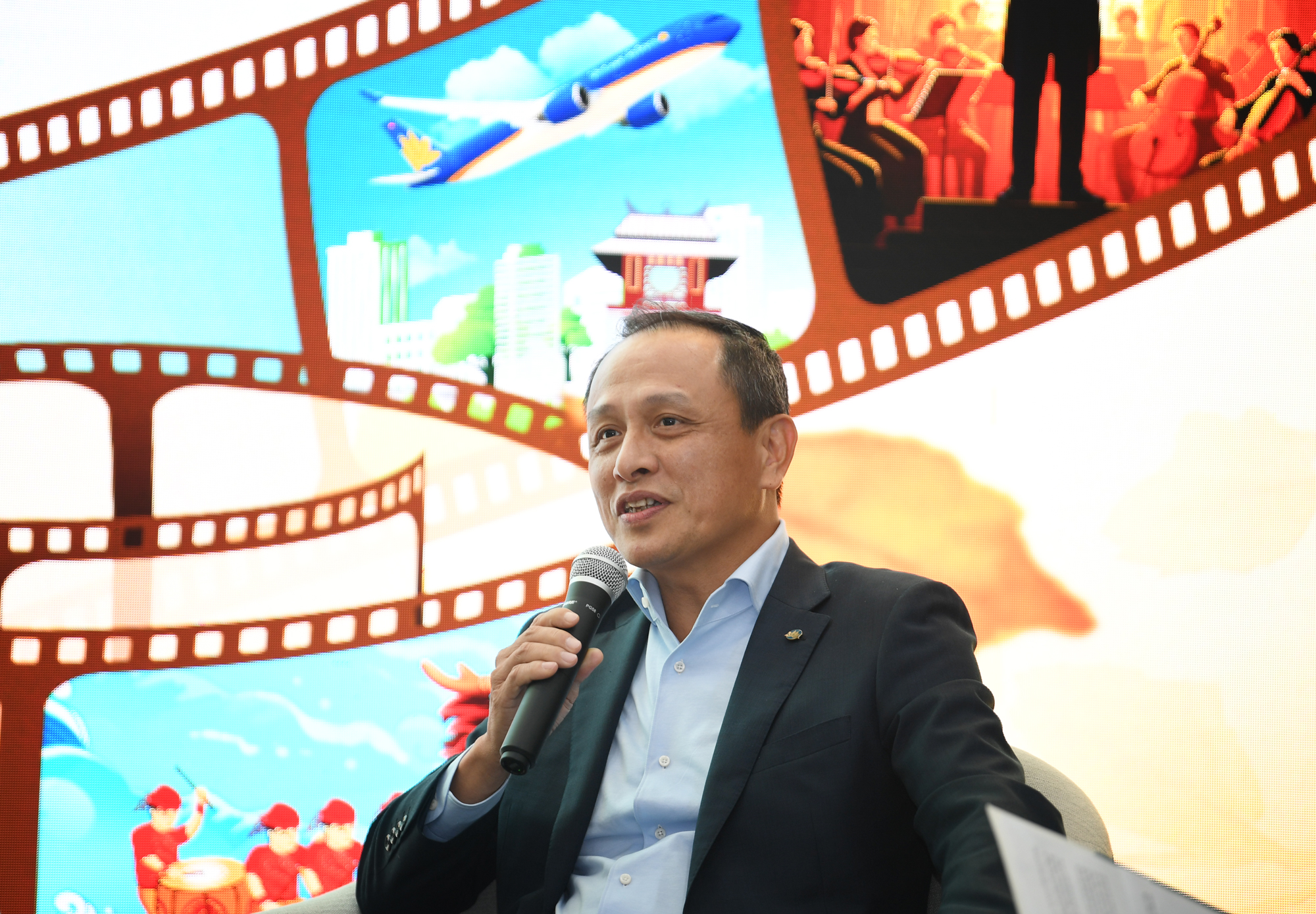 Đưa mùa thu Hà Nội trở thành thương hiệu du lịch - văn hóa tầm quốc tế- Ảnh 1. Đưa mùa thu Hà Nội trở thành thương hiệu du lịch - văn hóa tầm quốc tế- Ảnh 1.