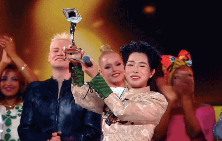 Đức Phúc có thể sĩ cả đời: Sinh ra để làm Quán quân, làm rạng danh đất nước được Thủ tướng viết thư chúc mừng- Ảnh 1. Đức Phúc có thể sĩ cả đời: Sinh ra để làm Quán quân, làm rạng danh đất nước được Thủ tướng viết thư chúc mừng- Ảnh 1.