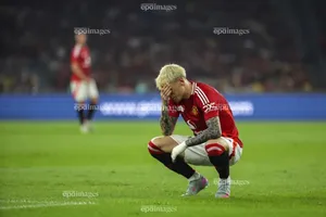 Garnacho chịu sự chế giễu khi trở lại MU