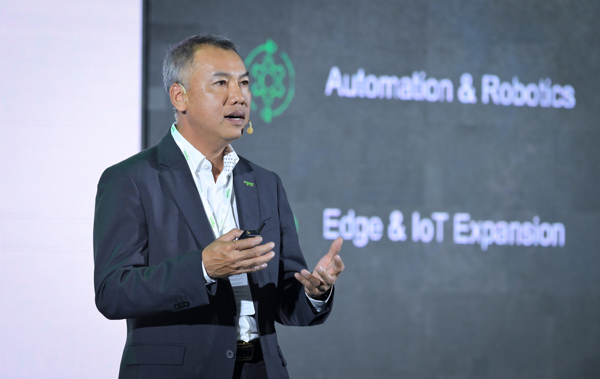 Giải 'cơn khát' năng lượng của trí tuệ nhân tạo- Ảnh 1. Giải 'cơn khát' năng lượng của trí tuệ nhân tạo- Ảnh 1.