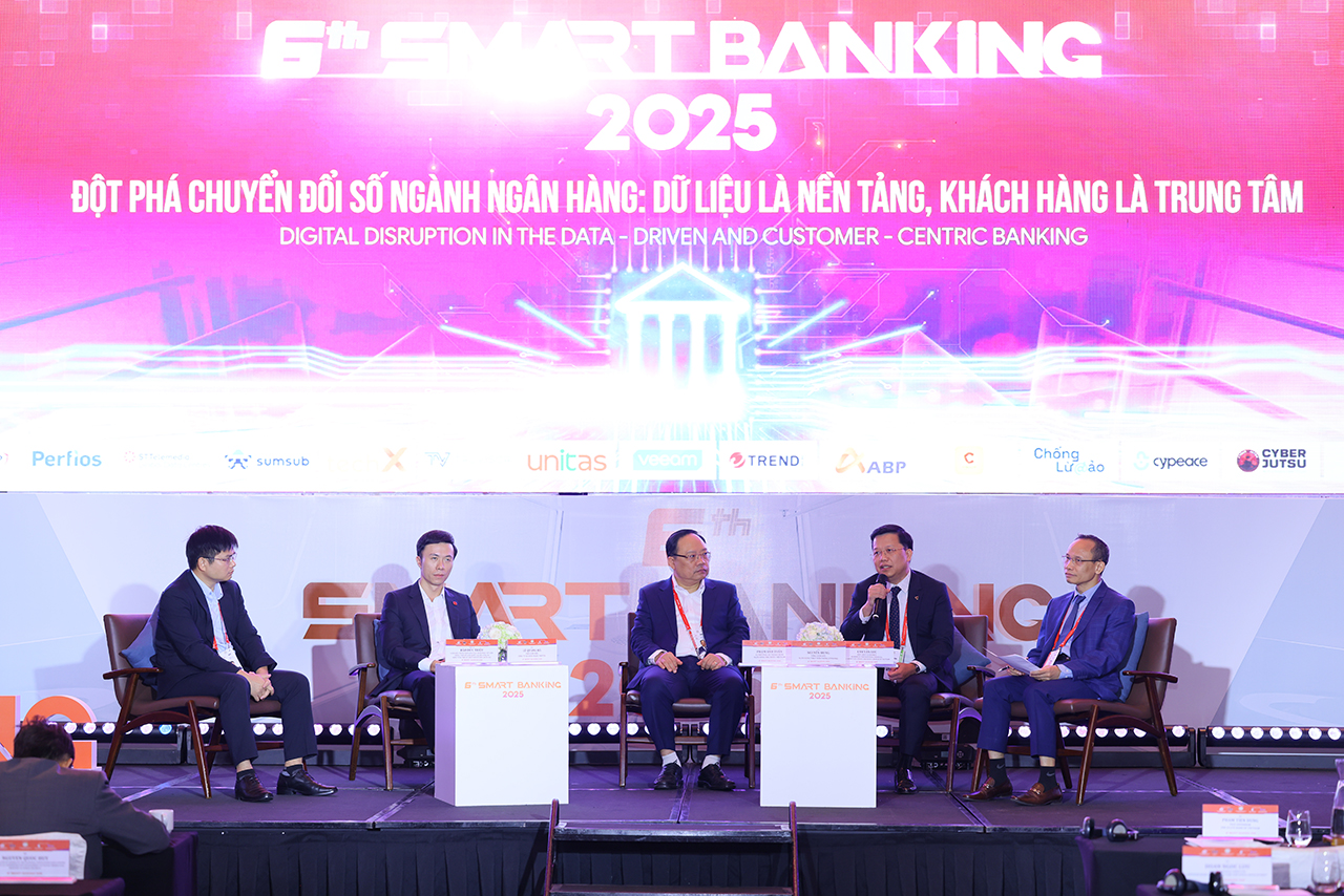 Giới chuyên gia công bố số liệu các vụ hack nhắm vào ngân hàng Việt 1 Giới chuyên gia công bố số liệu các vụ hack nhắm vào ngân hàng Việt - Ảnh 1.