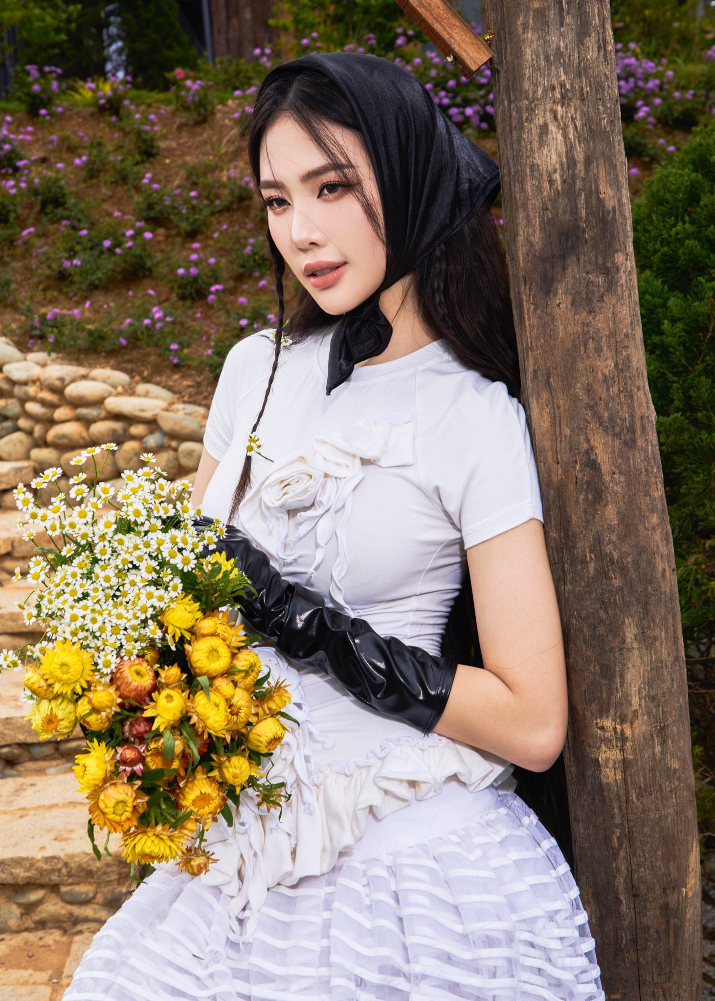 Hoa hậu Bùi Quỳnh Hoa nộp đơn tố cáo, công bố kết quả điều tra từ cơ quan chức năng - Ảnh 1. Hoa hậu Bùi Quỳnh Hoa nộp đơn tố cáo, công bố kết quả điều tra từ cơ quan chức năng - Ảnh 1.