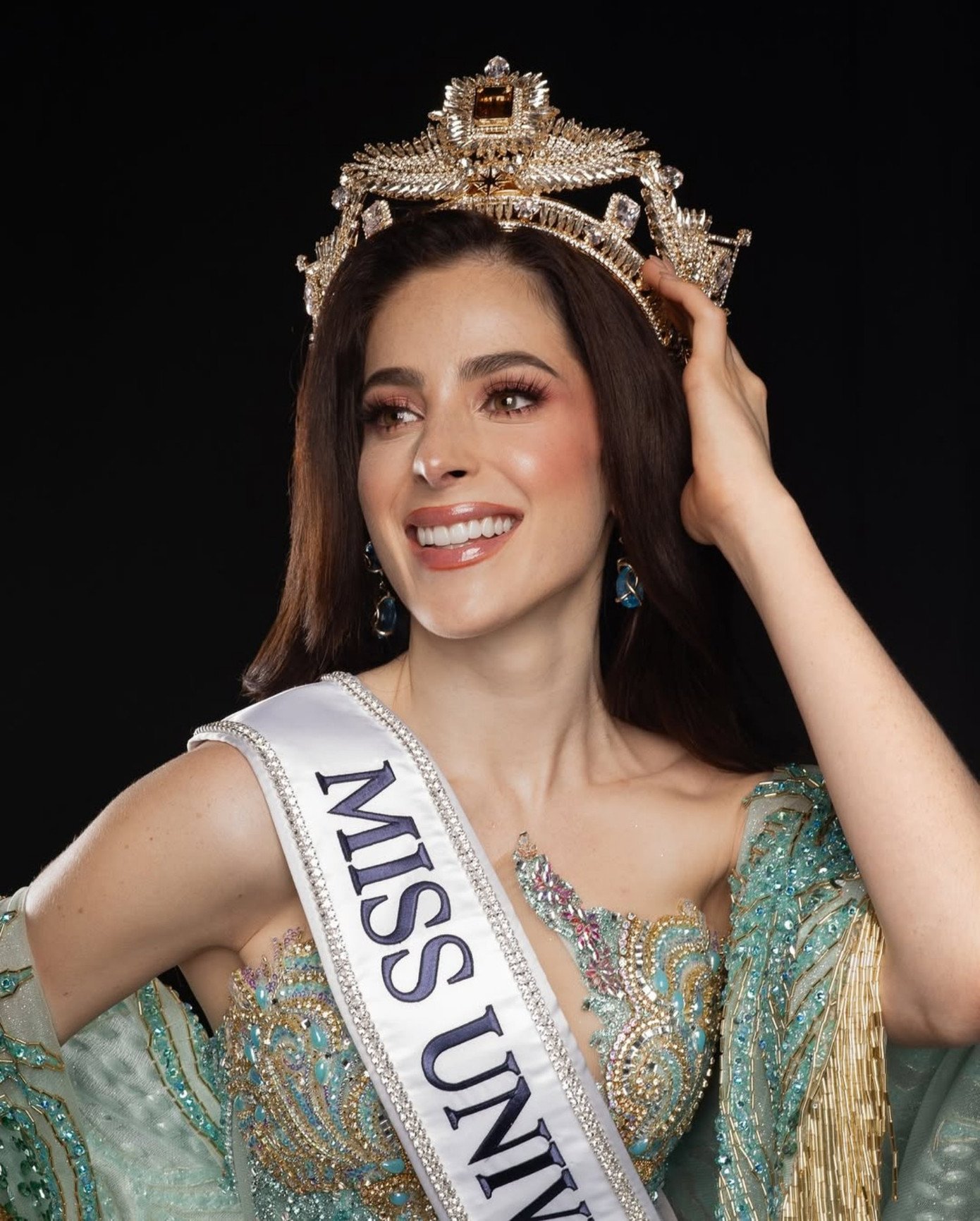 Hoa hậu Hương Giang giành vị trí số 1 trong BXH này ở Miss Universe 2025 1 Hoa hậu Hương Giang giành vị trí số 1 trong BXH này ở Miss Universe 2025 - 1