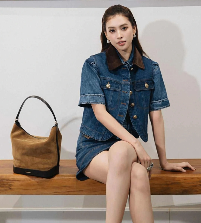 Hoa hậu Tiểu Vy khoe nhan sắc mộc mạc sau 7 năm đăng quang- Ảnh 2.