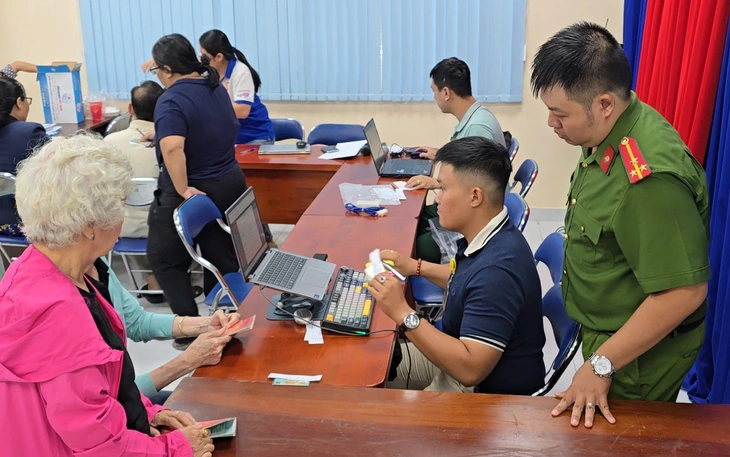 Phường ở Đà Nẵng đề xuất không phạt hơn 330 trường hợp trẻ chưa đăng ký thường trú - Ảnh 3.