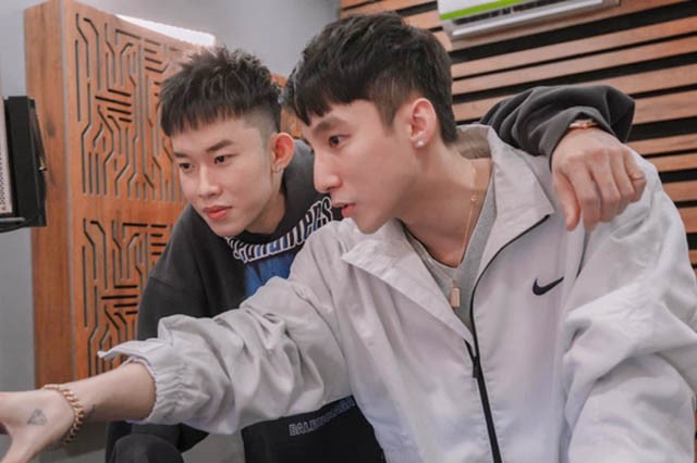 1 Anh Tài dính biển đen im lặng gây sốc, tất cả là tại Sơn Tùng?- Ảnh 5. 1 Anh Tài dính biển đen im lặng gây sốc, tất cả là tại Sơn Tùng?- Ảnh 5.