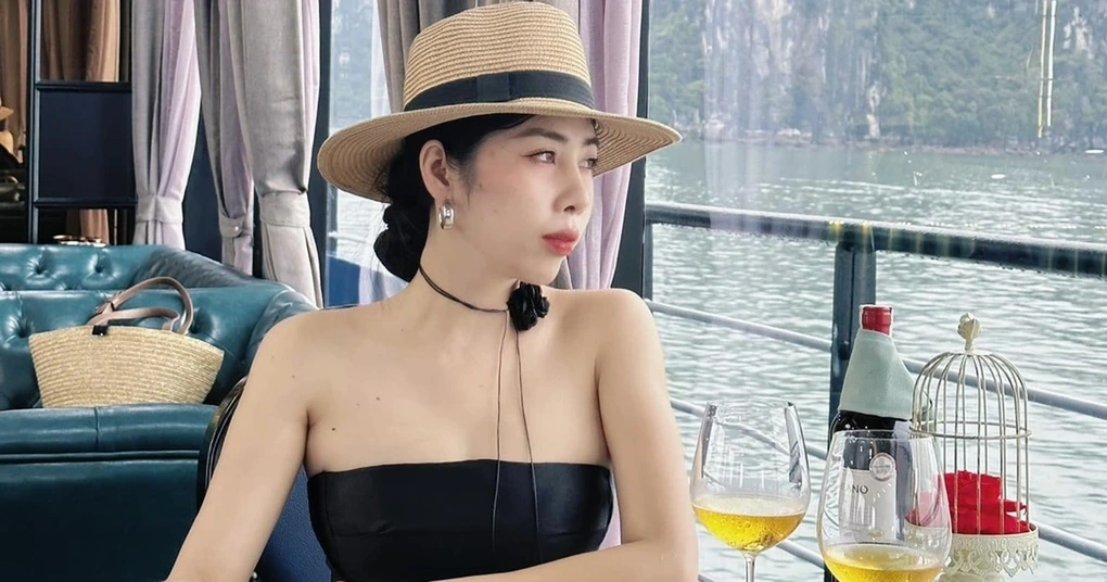 Khách tới Quảng Ninh du lịch được tặng một lon bia và một suất chả mực - 1