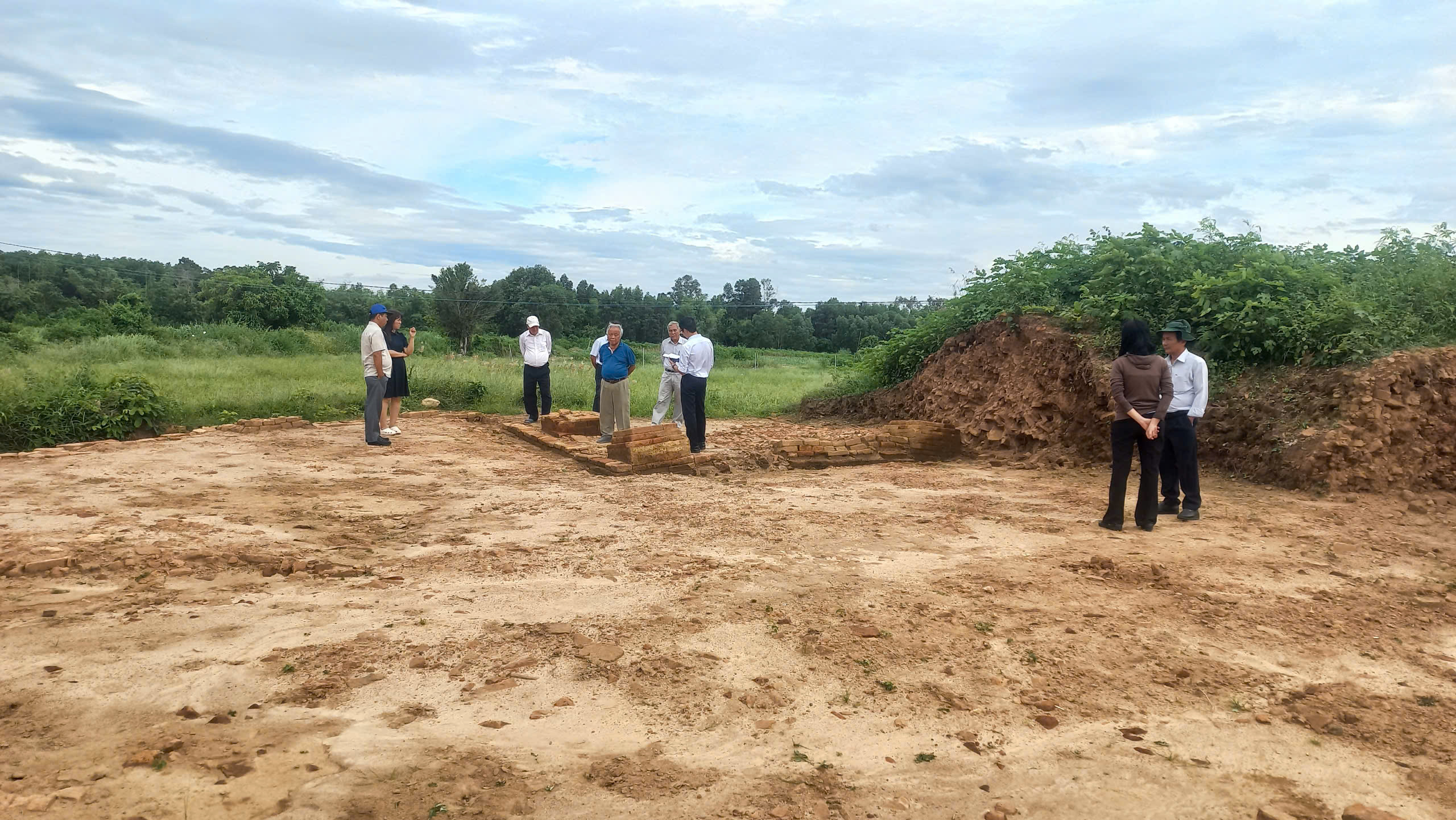 Khai quật tháp Phú Ân, giải mã bí ẩn về nền văn hóa Champa cổ- Ảnh 1.