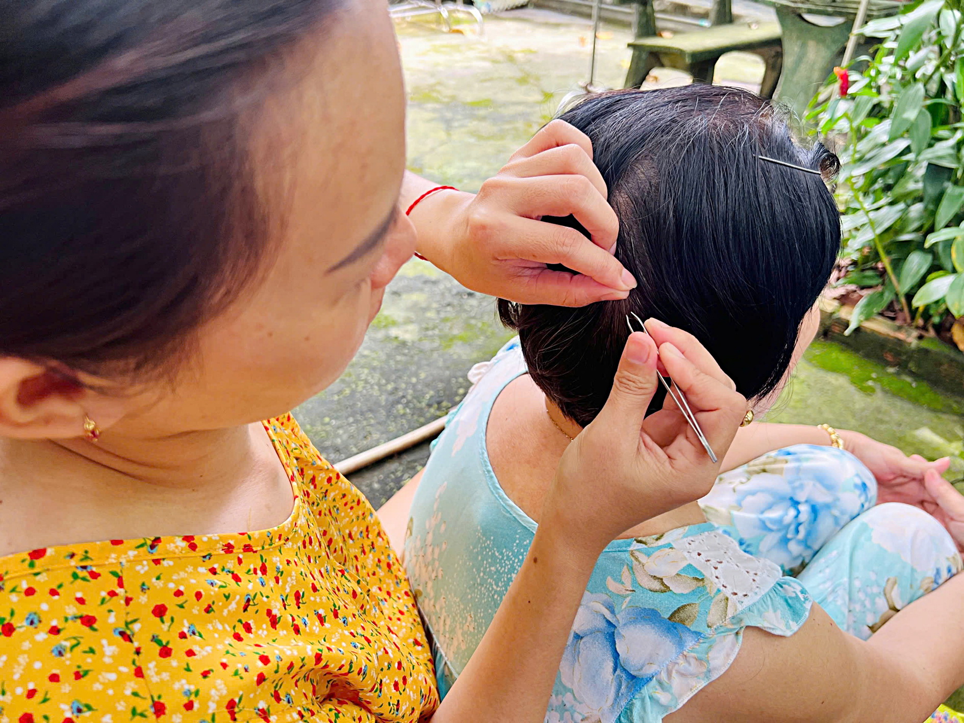 Khi con một gánh vác mọi bề 1 Khi con một gánh vác mọi bề - Ảnh 1.