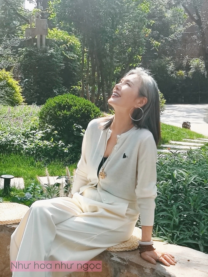 Khong can phau thuat tham my toi 65 tuoi van