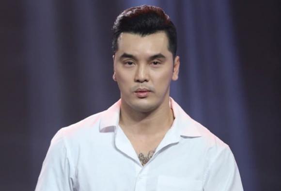 khong-con-di-hat-nhieu-ung-hoang-phuc-van-kiem-tien-khung-tu-dau-1-ngoisaovn-w740-h503 1 ca sĩ Ưng Hoàng Phúc, sao Việt