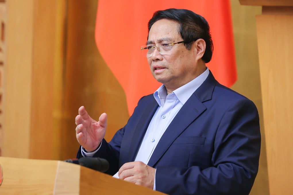 Kiểm soát giá vàng, thanh tra các ngân hàng chỉ huy động mà không cho vay - 1