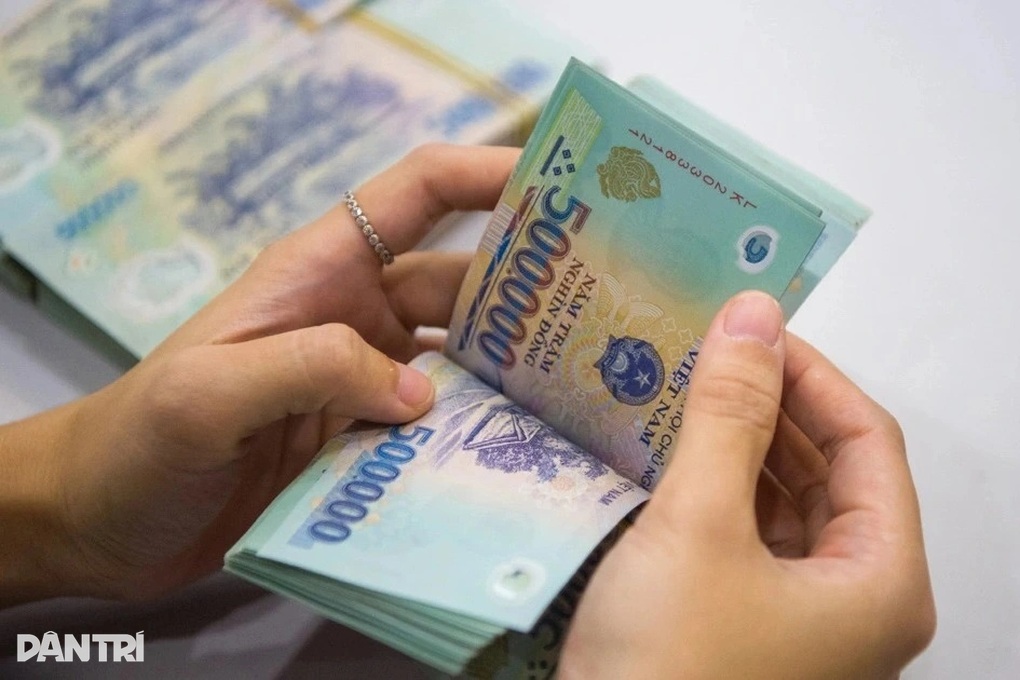 Kính chiếu yêu khiến nhiều ông lớn giảm sâu lợi nhuận - 1