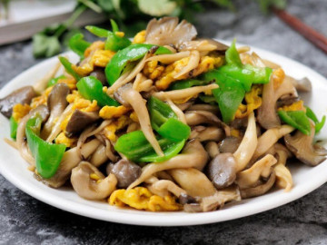 Lá này rẻ bèo nhưng giúp giải độc gan, sáng mắt, đem rang với tôm sông được món cực ngon 12 Không cần thịt, xào loại rau duy nhất giàu vitamin D với trứng vừa ngon lại bổ hơn nhiều lần