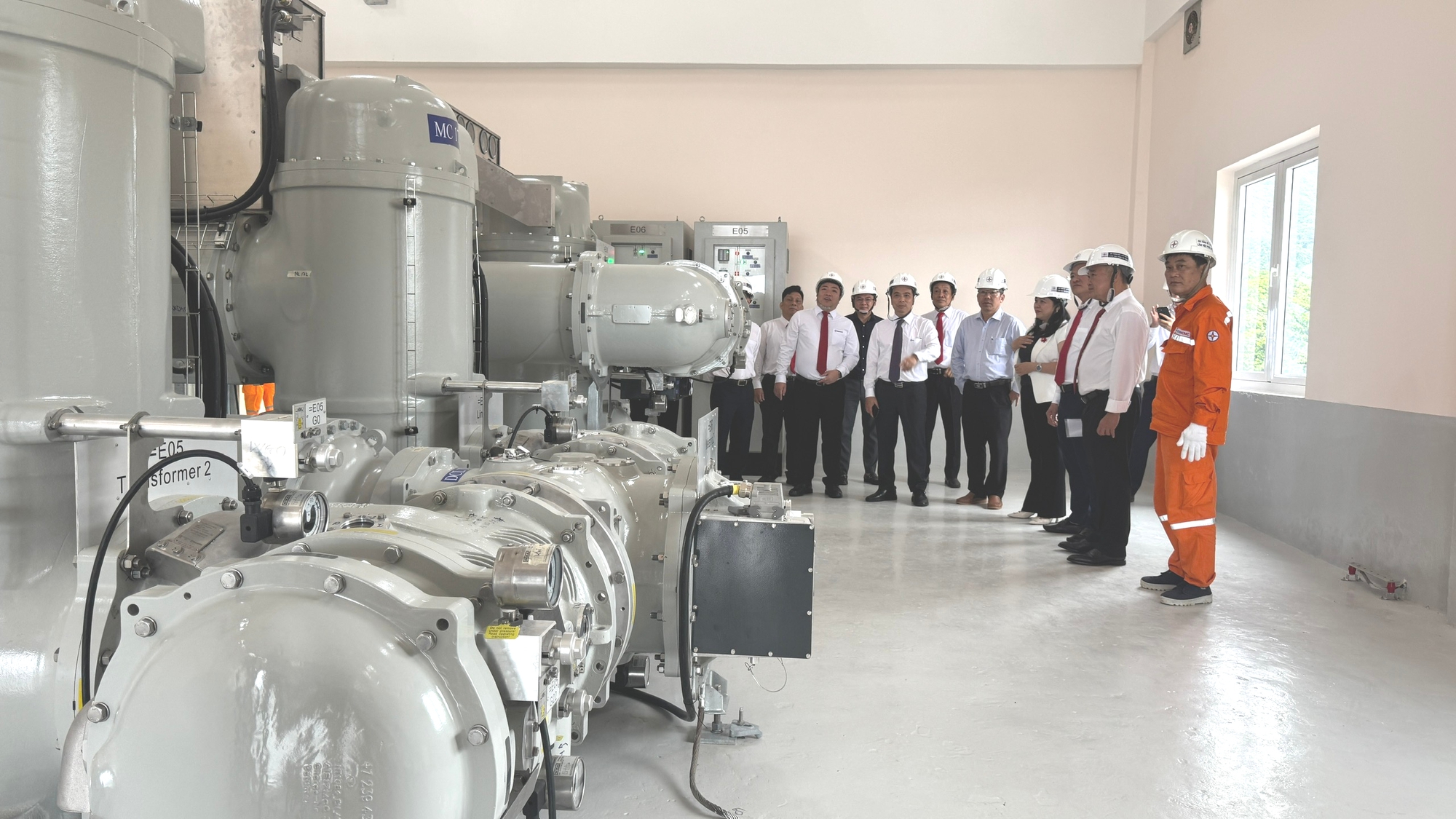 Lưới điện thông minh ra Đặc khu Côn Đảo- Ảnh 1. Lưới điện thông minh ra Đặc khu Côn Đảo- Ảnh 1.