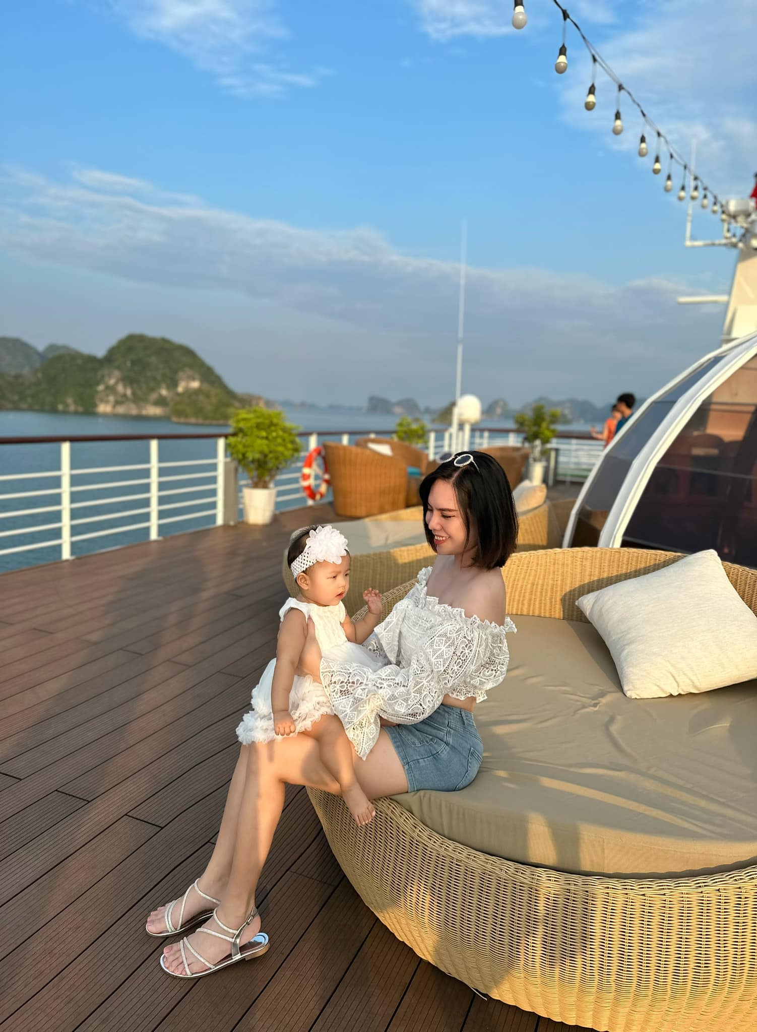 Mẹ bỉm mới sinh đã nhập cuộc đường đua Pickleball vì "bị chồng rủ rê rồi mê, ông bà xung phong trông cháu"- Ảnh 1.