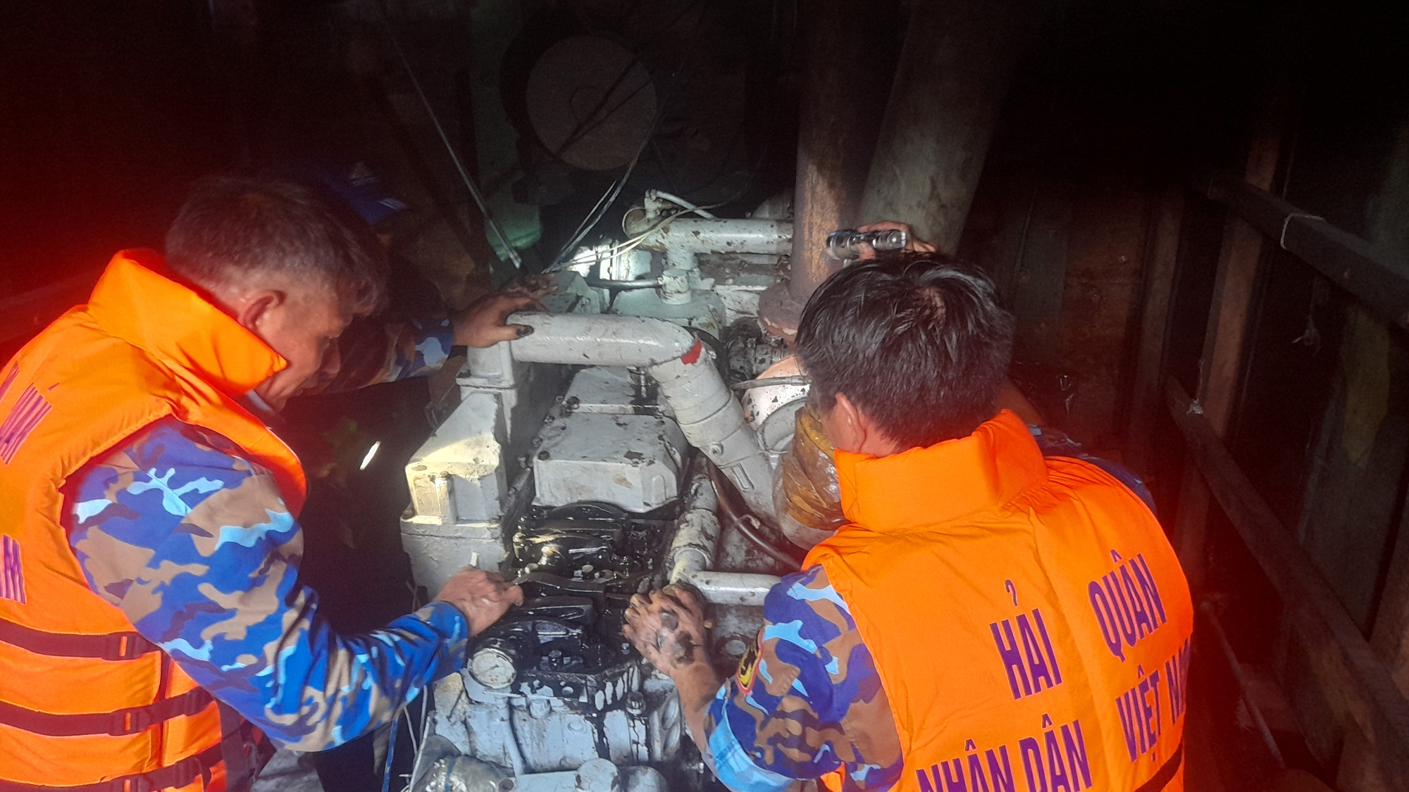 Cuộc thi viết Chủ quyền quốc gia bất khả xâm phạm: Mệnh lệnh từ trái tim - Ảnh 1. Cuộc thi viết Chủ quyền quốc gia bất khả xâm phạm: Mệnh lệnh từ trái tim - Ảnh 1.