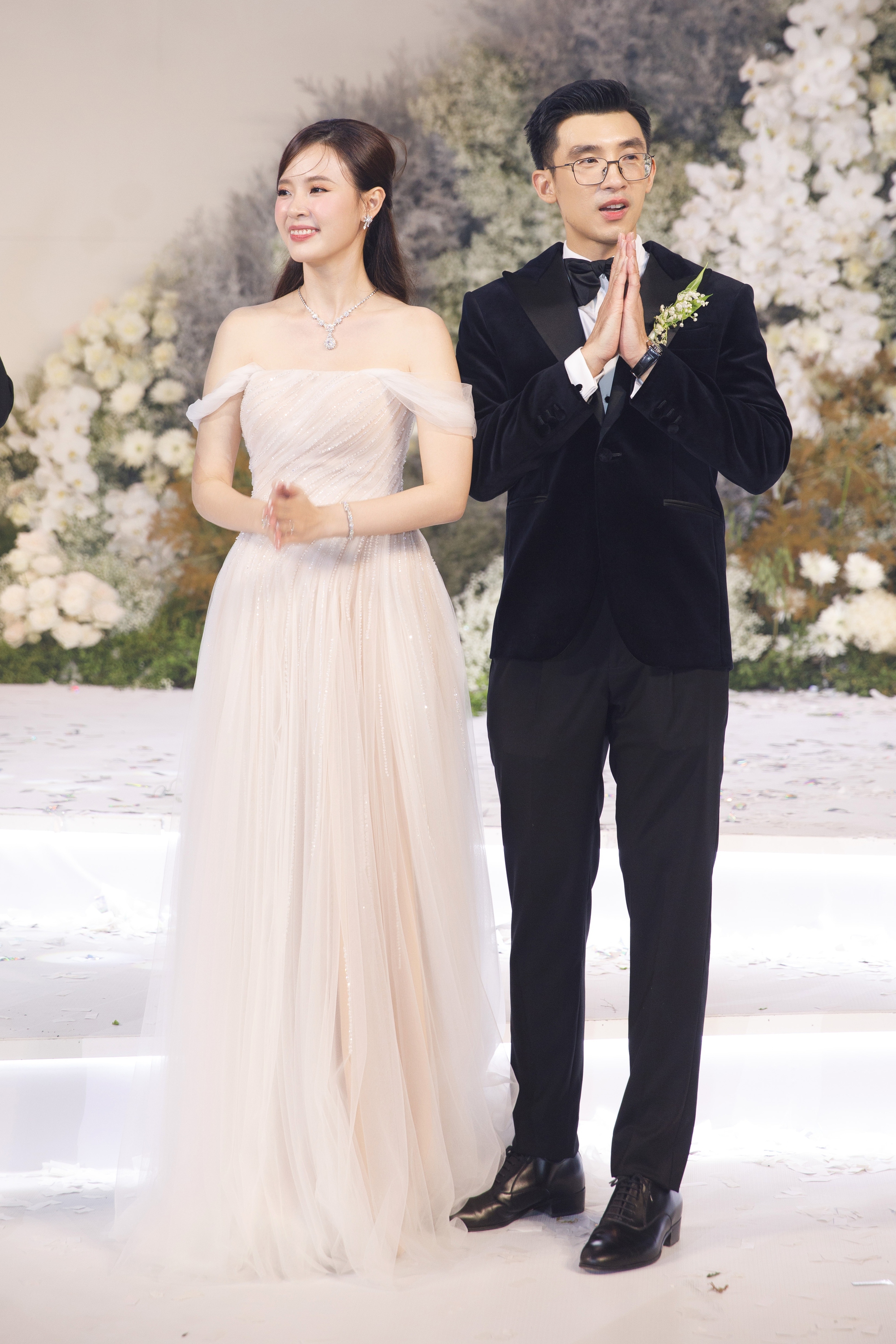 Cặp đôi được ví như nhân vật tổng tài và cô vợ nhỏ trong tiểu thuyết.