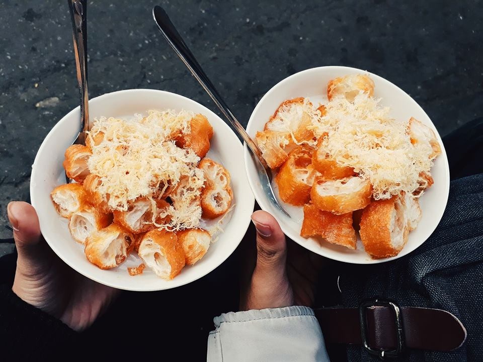 Món ăn đặc sản mùa thu Hà Nội, vừa ngon vừa rẻ lại ấm bụng, lưu ngay 5 địa chỉ nổi tiếng nhất 1 Cháo sườn ruốc quẩy thơm ngon