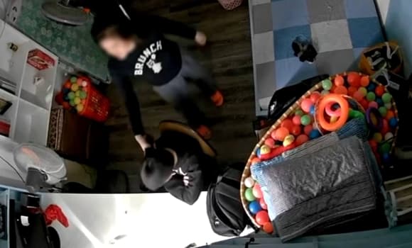 01-be-trai-viet-tam-thu-bi-me-ke-bao-hanh-3.jpg 1 mẹ kế, tâm thư, bạo hành, bé trai viết tâm thư kêu cứu