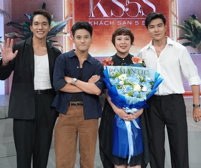 Các diễn viên: Đỗ Nhật Hoàng, Đình Khang, Steven Nguyễn và nữ đạo diễn Đặng Thái Huyền của Mưa Đỏ.