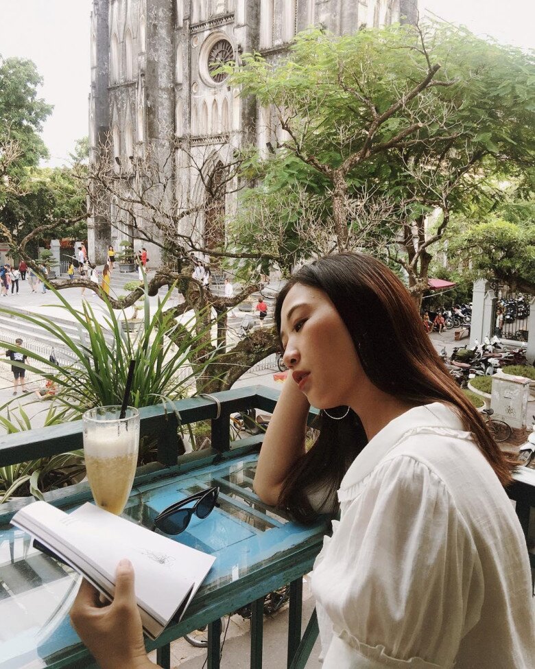 Mùa thu Hà Nội là phải ngắm Nhà thờ Lớn nhâm nhi xôi cốm: 4 quán cafe được giới trẻ amp;#34;săn lùngamp;#34; nhất nhờ amp;#34;view cực phẩmamp;#34; - 1