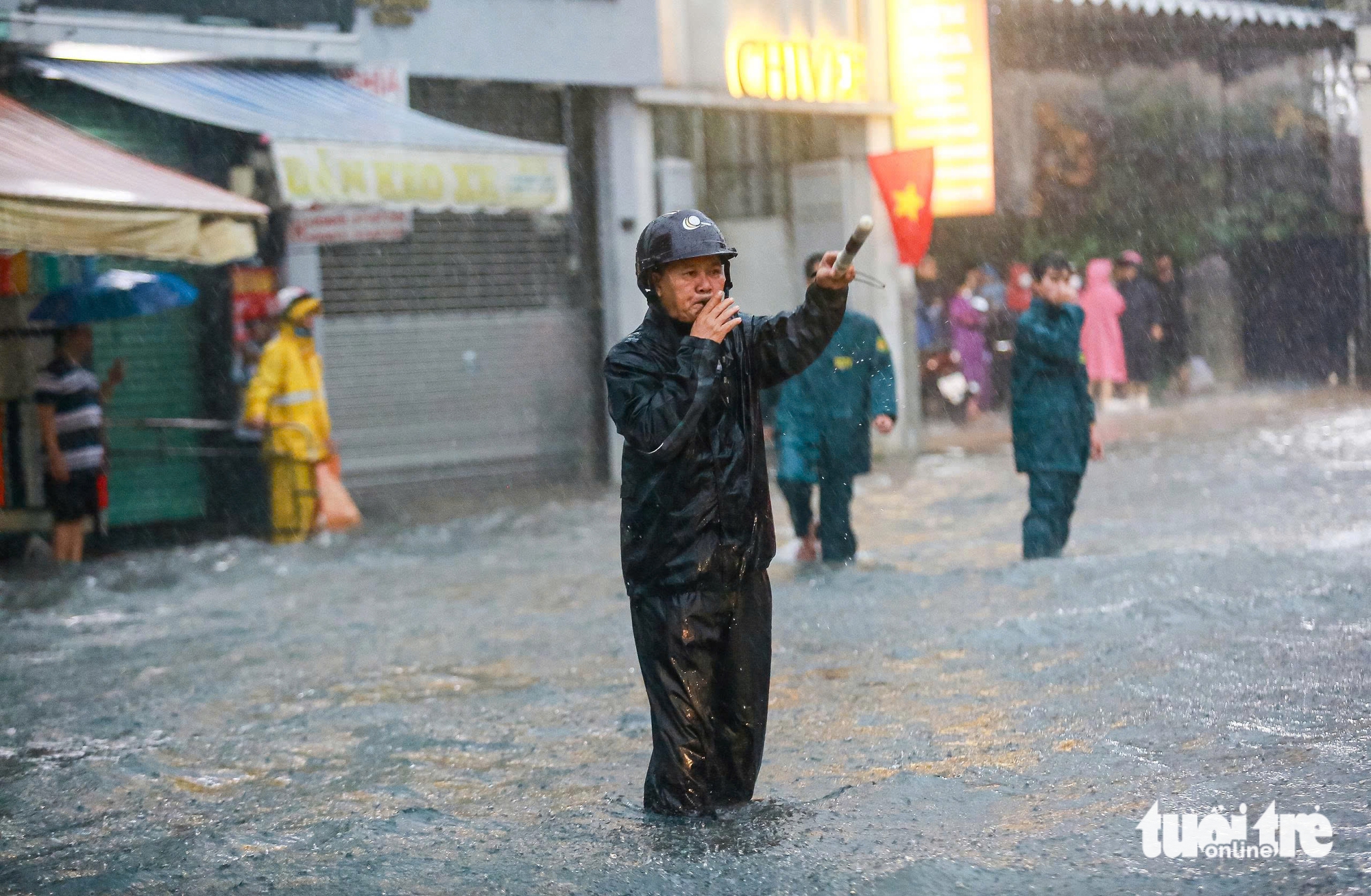 Mưa, triều cường, sụt lún đều tăng, lo TP.HCM ngập nặng trong 3 tháng tới 1 ngập - Ảnh 1.