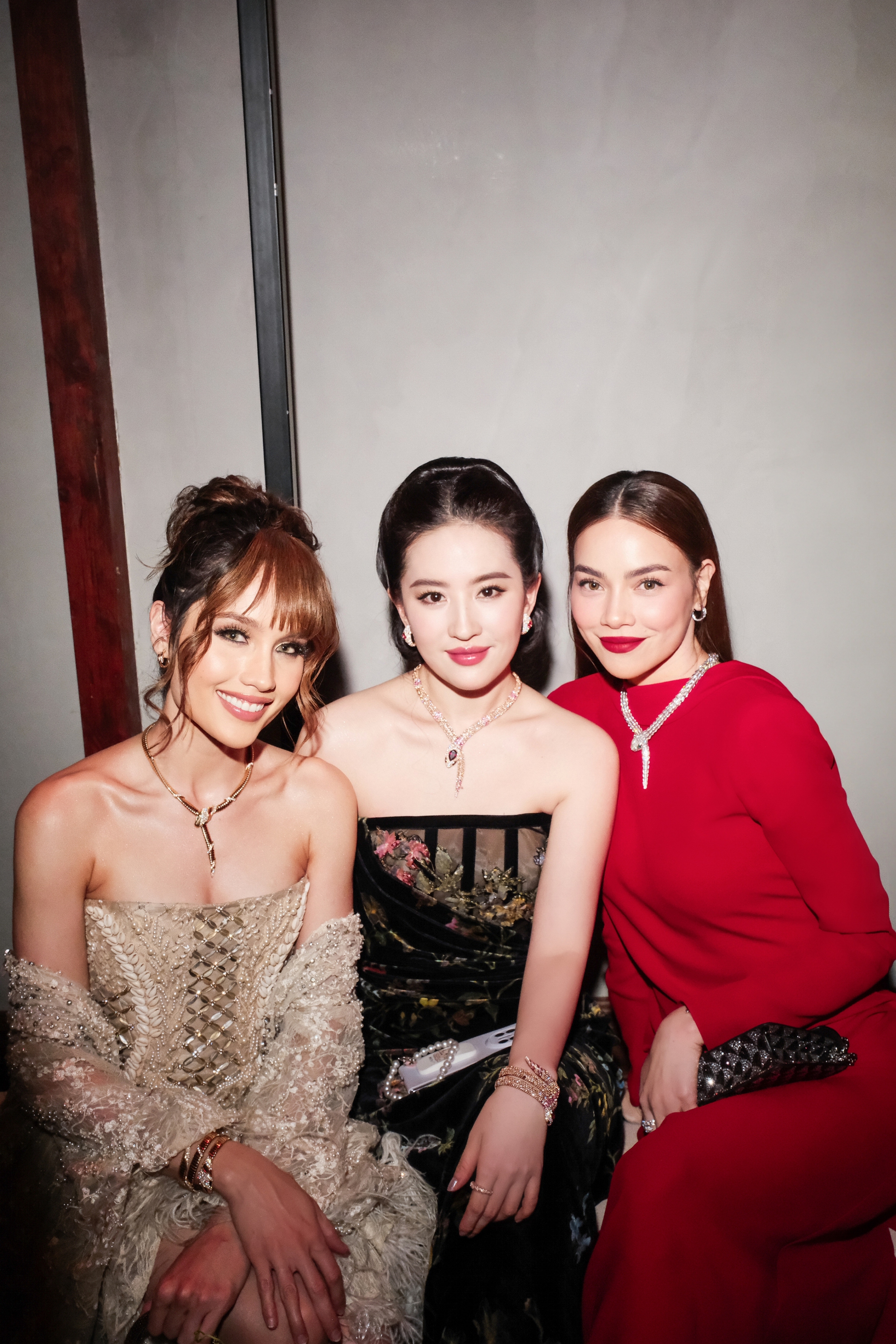 Mỹ nhân Việt duy nhất đọ sắc với Thư Kỳ lẫn Lưu Diệc Phi, kết quả thế nào mà netizen chấm thẳng 0 điểm - Ảnh 1.