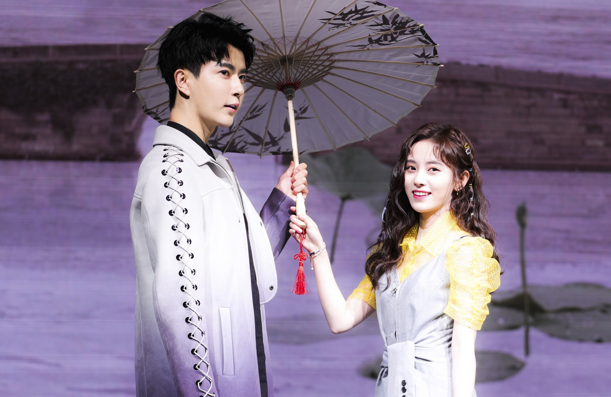 Mỹ nữ 4000 năm bị chỉ trích vì phớt lờ việc sao nam Tam Sinh Tam Thế qua đời- Ảnh 1. Mỹ nữ 4000 năm bị chỉ trích vì phớt lờ việc sao nam Tam Sinh Tam Thế qua đời- Ảnh 1.