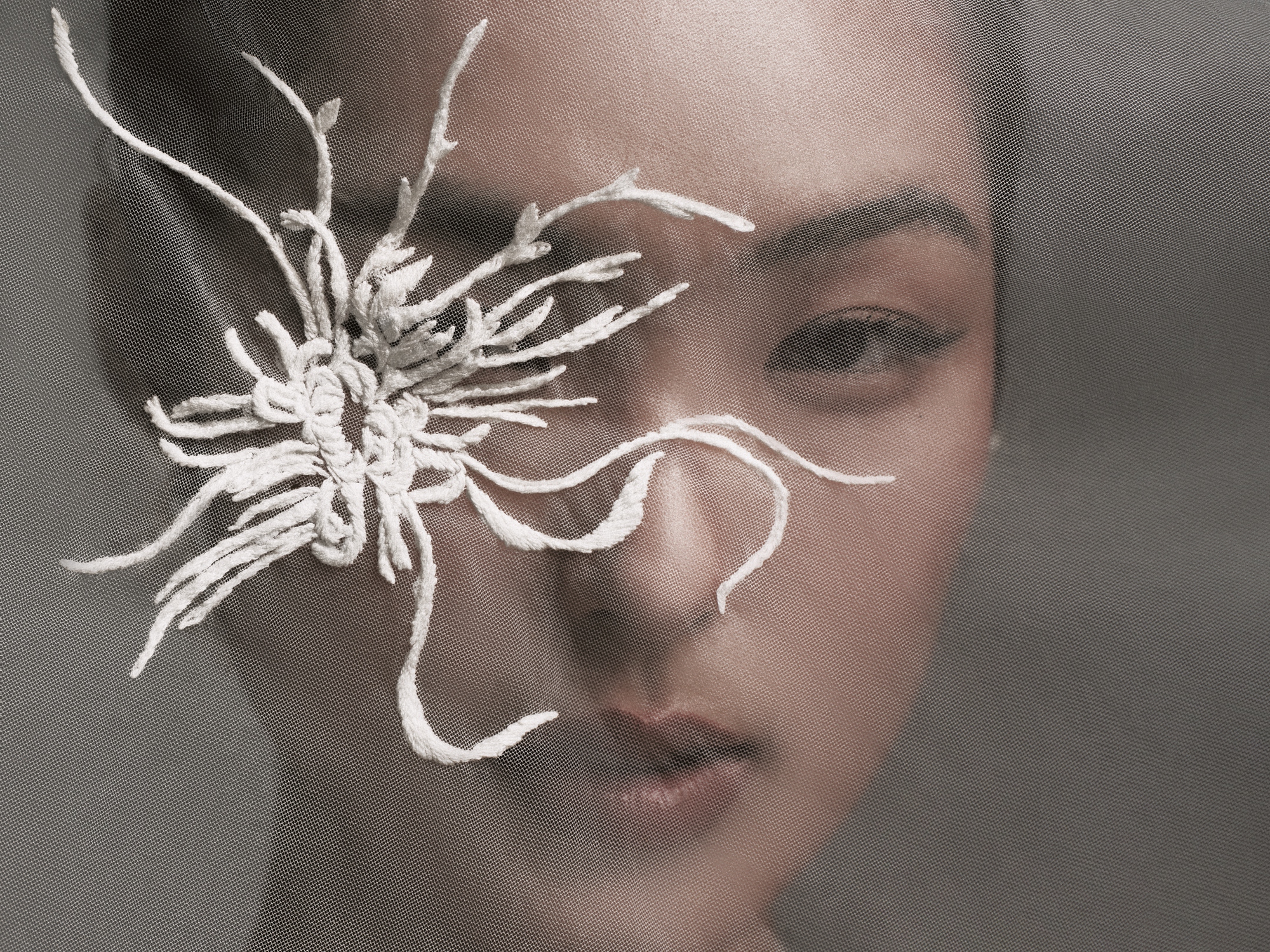 HER-ITAGE - Chép lại câu chuyện di sản bằng đường kim mũi chỉ - Ảnh 1. HER-ITAGE - Chép lại câu chuyện di sản bằng đường kim mũi chỉ - Ảnh 1.