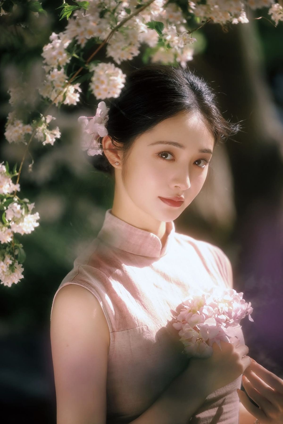 Năm Bính Ngọ 2026, sao Đào Hoa chiếu tướng 3 con giáp này: Người kết hôn "chớp nhoáng", kẻ bị "cám dỗ lớn" tấn công!- Ảnh 1.