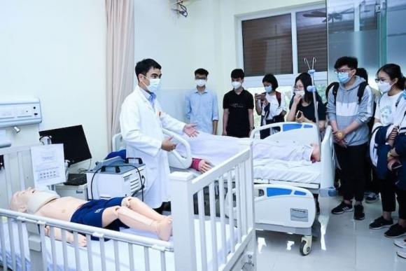 Ngành học sinh viên được miễn học phí hoàn toàn, còn ‘bỏ túi’ thêm tiền trợ cấp hàng tháng 0 Ngành học được miễn học phí, ngành Truyền nhiễm và Hồi sức cấp cứu