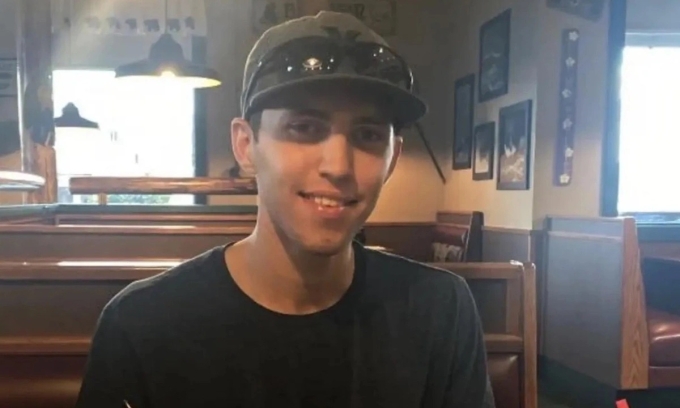 Tyler Robinson trong một bức ảnh đăng trên mạng xã hội. Ảnh: WSJ