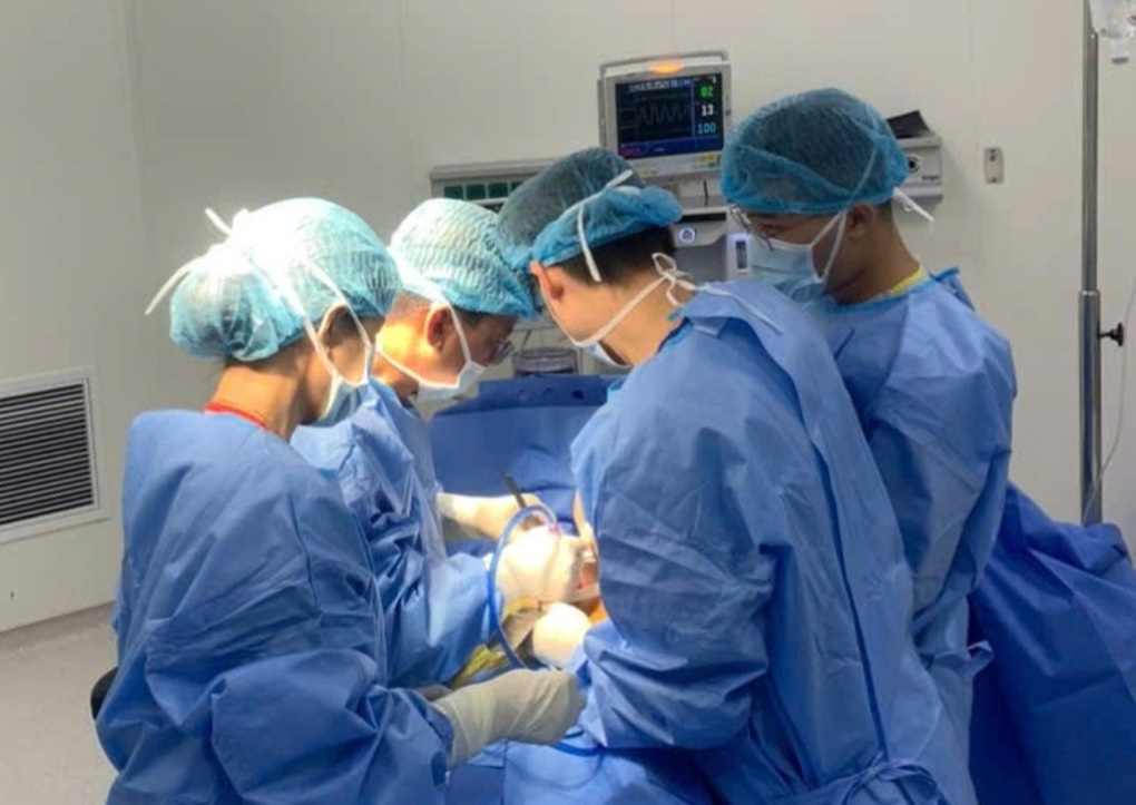 Người đàn ông có phủ tạng đảo ngược, trái tim nằm bên phải - 1