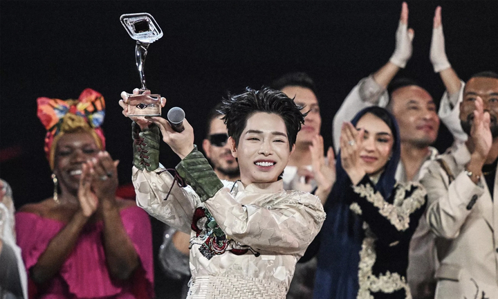 Người đứng sau bản hit giúp Đức Phúc chiến thắng cuộc thi âm nhạc ở Nga - Ảnh 1.