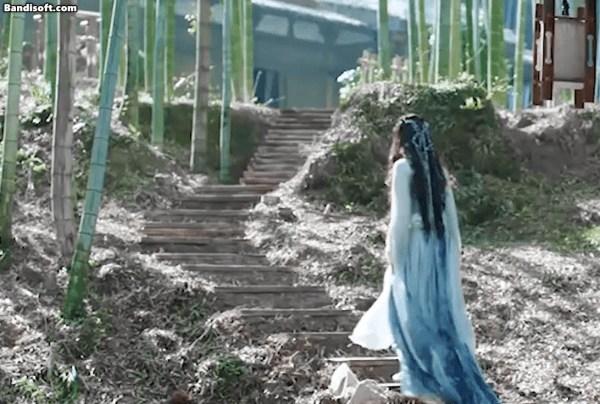 1 cái ngoái đầu của mỹ nhân này đủ làm 10 tòa thành sụp đổ: Đẹp điên đảo chúng sinh, không lẫn vào đâu được - Ảnh 1.