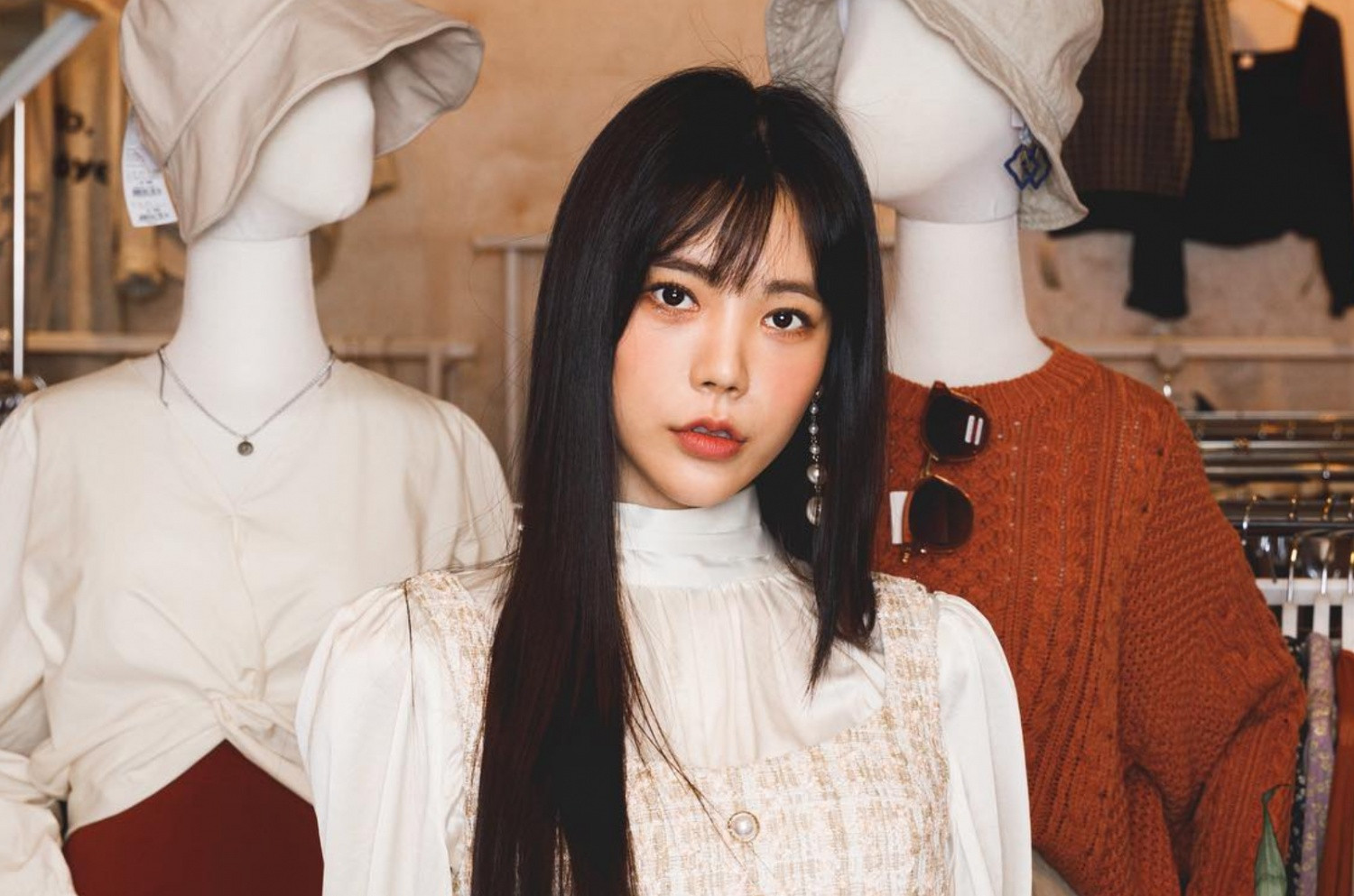 Nhan sắc phù nề cứng đờ của nữ thần thanh xuân gây sốc, không nhìn tên còn lâu mới nhận ra là ai!- Ảnh 5. Nhan sắc phù nề cứng đờ của nữ thần thanh xuân gây sốc, không nhìn tên còn lâu mới nhận ra là ai!- Ảnh 5.