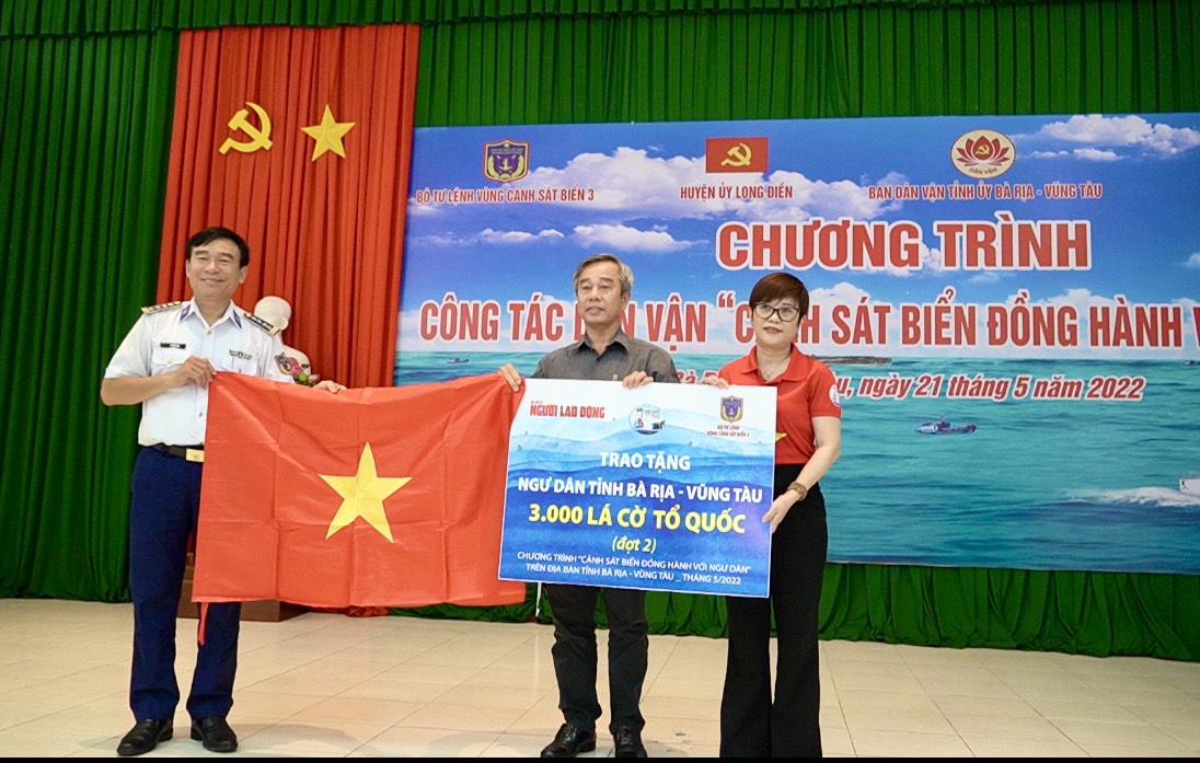 Nhiều hoạt động ý nghĩa hướng về biển đảo - Ảnh 1. Nhiều hoạt động ý nghĩa hướng về biển đảo - Ảnh 1.