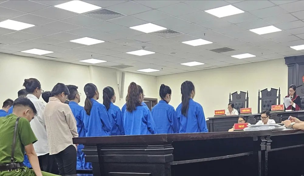 Các bị cáo tại phiên tòa. Ảnh: Hoàng Huy chứng khoán quốc tế