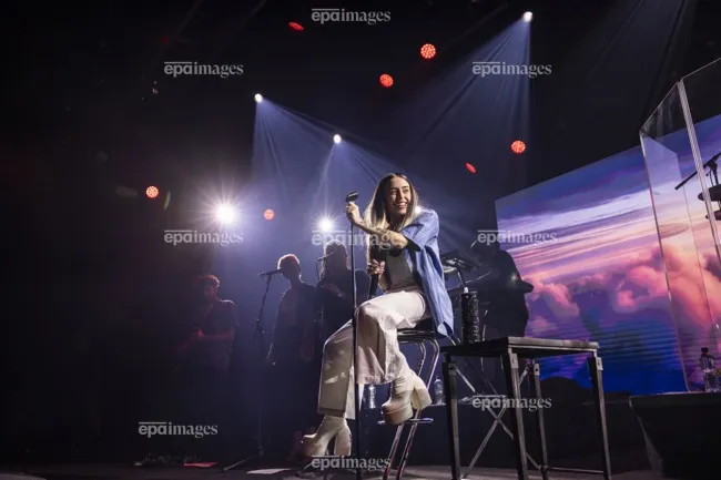 Nicki Nicole hạnh phúc khi bắt cặp với chân sút Yamal. Ảnh: EPA. ngôi sao trẻ Yamal