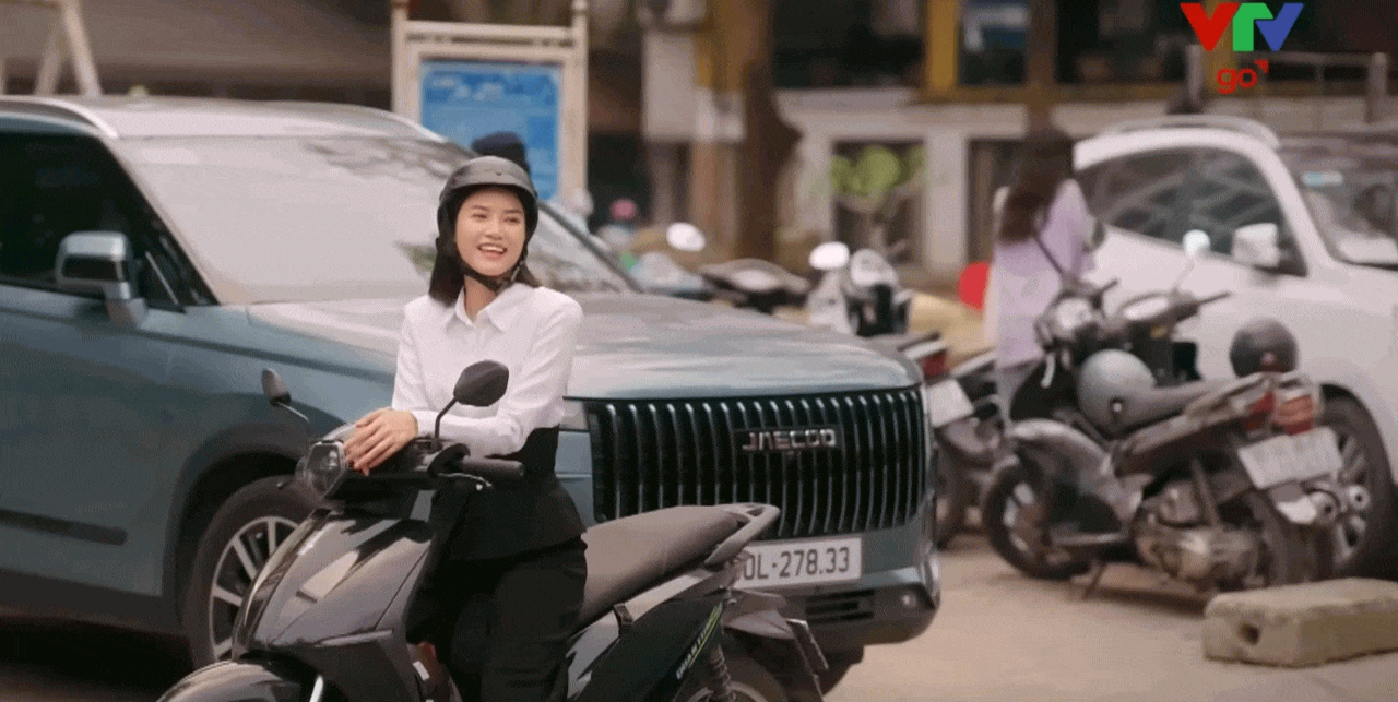 Nữ chính phim giờ vàng VTV biến hóa sơ mi trắng thành loạt set đồ sang chảnh, hợp công sở tuổi 30+- Ảnh 8.