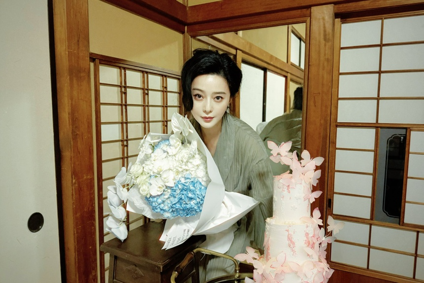 Phạm Băng Băng hẹn hò trai lạ và mua nhà ở Nhật Bản: Thông tin bất ngờ 6 Pham Bang Bang hen ho trai la va mua nha