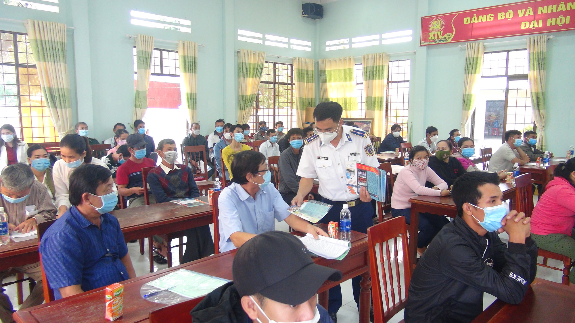 Phát triển kinh tế biển gắn với bảo vệ chủ quyền - Ảnh 1. Phát triển kinh tế biển gắn với bảo vệ chủ quyền - Ảnh 1.