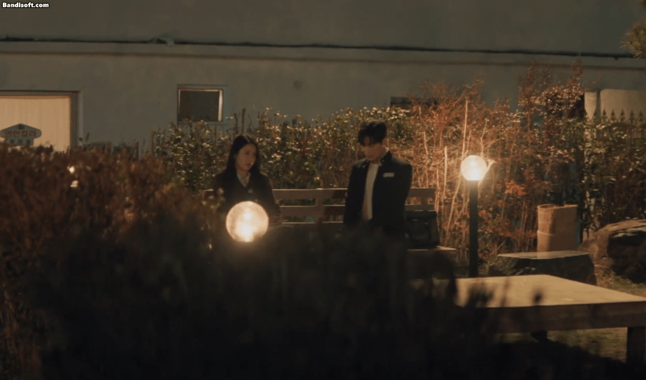 Quá bất công khi mỹ nhân này đóng toàn siêu phẩm mà mãi chưa nổi: 360 độ đẹp hoàn hảo, 2 phim mới nhất định phải xem - Ảnh 1.