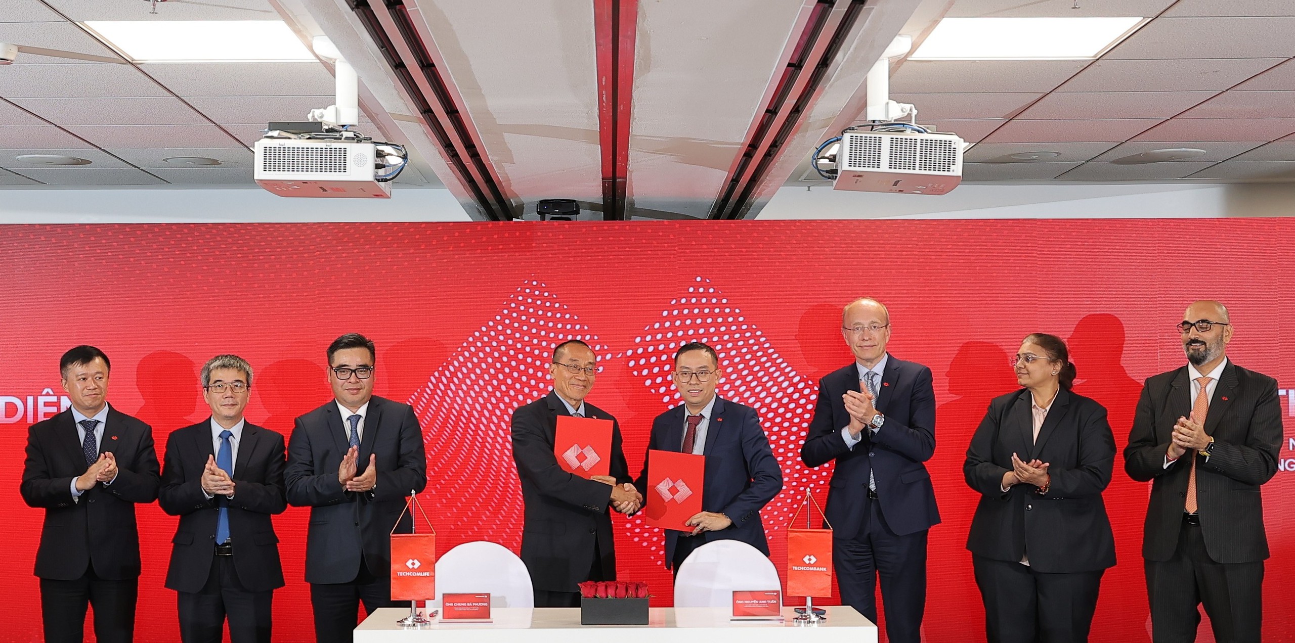 Ra mắt Công ty cổ phần Bảo hiểm Nhân thọ Kỹ thương- Ảnh 1. Ra mắt Công ty cổ phần Bảo hiểm Nhân thọ Kỹ thương- Ảnh 1.