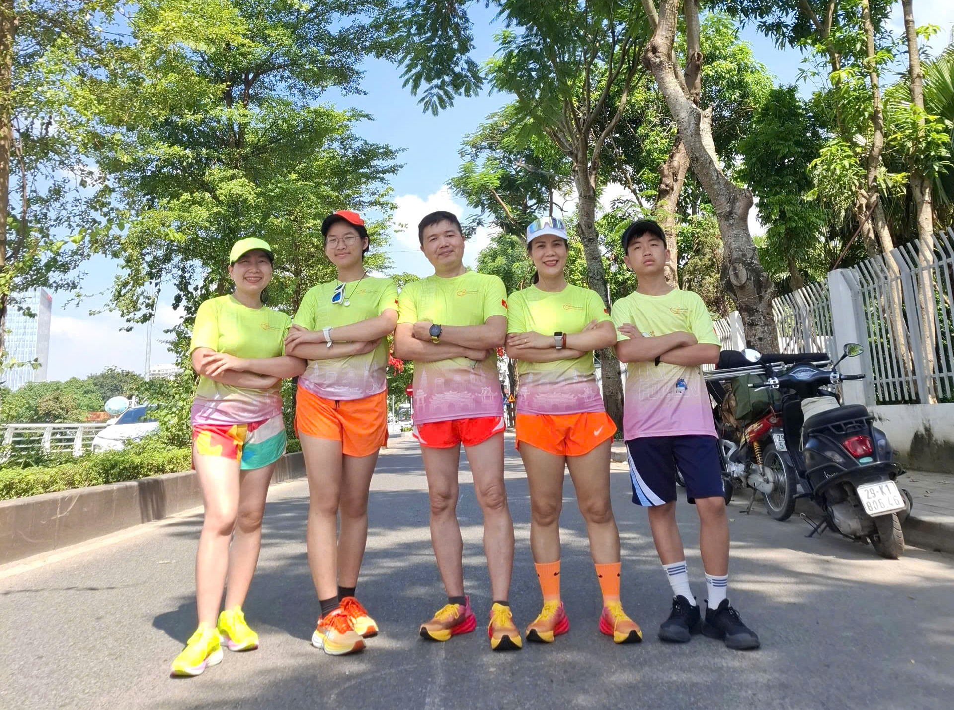 Run For Love 2025 - Sải bước khác biệt, chạm thu Hà Nội- Ảnh 3. Run For Love 2025 - Sải bước khác biệt, chạm thu Hà Nội- Ảnh 3.