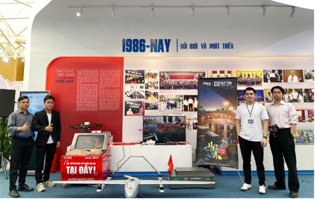 Sản phẩm công nghệ của Đại học Duy Tân gây ấn tượng tại Triển lãm Thành tựu Đất nước - 2