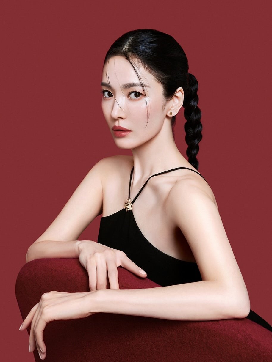 Song Hye Kyo bị tố yêu sách cỡ này: 10h đêm còn hành xác nhân viên ngược xuôi làm 1 chuyện nghe muốn xỉu ngang?- Ảnh 1.