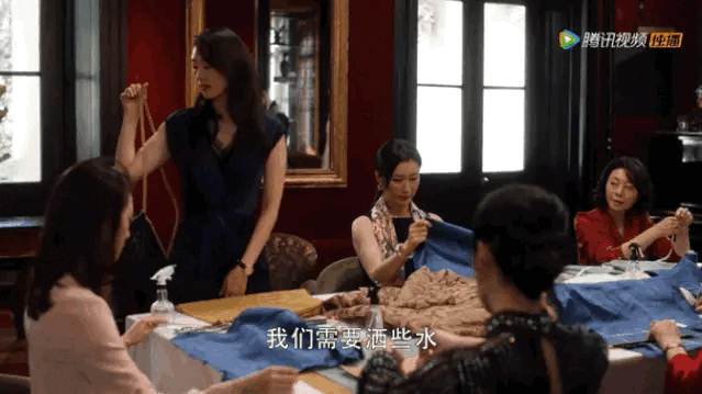 Không chỉ dàn túi xách, đây mới là chi tiết khiến hội phú bà trong Gió ngang khoảng trời xanh bị chê kém sang hơn hẳn bản gốc- Ảnh 1.