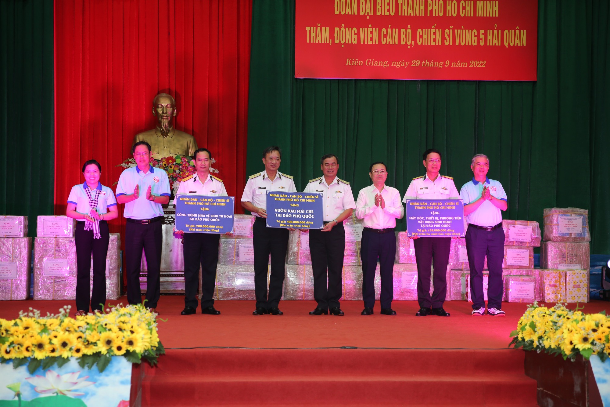 TP HCM sẽ là cầu nối để phát triển du lịch vùng biển Tây Nam - Ảnh 1. TP HCM sẽ là cầu nối để phát triển du lịch vùng biển Tây Nam - Ảnh 1.